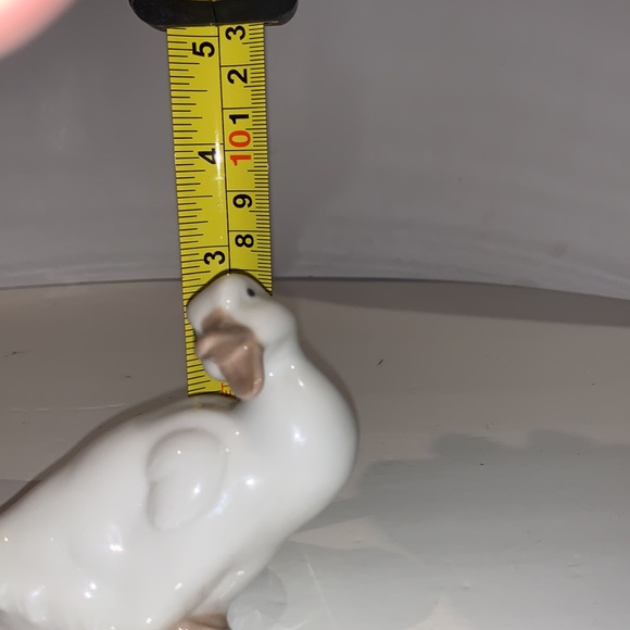 Nao by Lladro Duck Goose Looking Back Porcelain Figurine - Picture 9 of 9